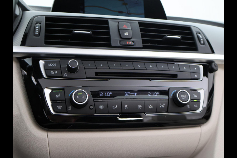 BMW 4 Serie Cabrio 420i M-SPORT + NEKVERWARMING | HEAD-UP | DAB | HARMAN/KARDON | MEMORY | CAMERA | SPORTSTOELEN