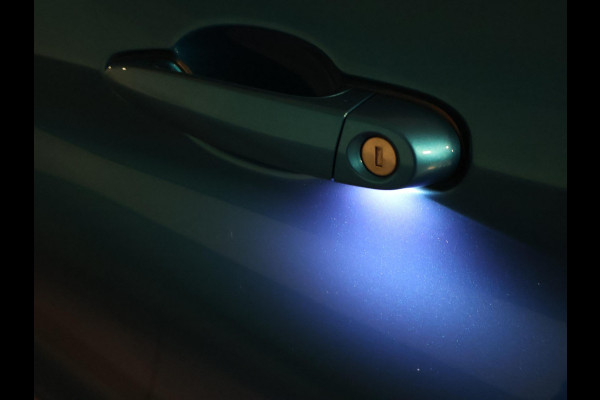 BMW 4 Serie Cabrio 420i M-SPORT + NEKVERWARMING | HEAD-UP | DAB | HARMAN/KARDON | MEMORY | CAMERA | SPORTSTOELEN