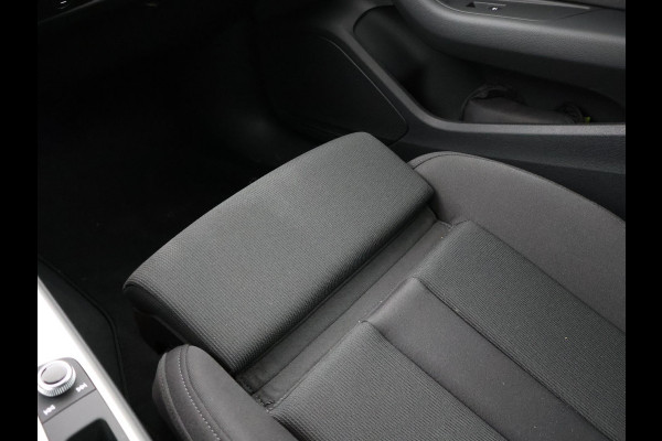 Audi A4 Limousine 35 TFSI 150 PK AUT. *999 KM!* + VIRTUAL COCKPIT | SFEERVERLICHTING | 19 INCH