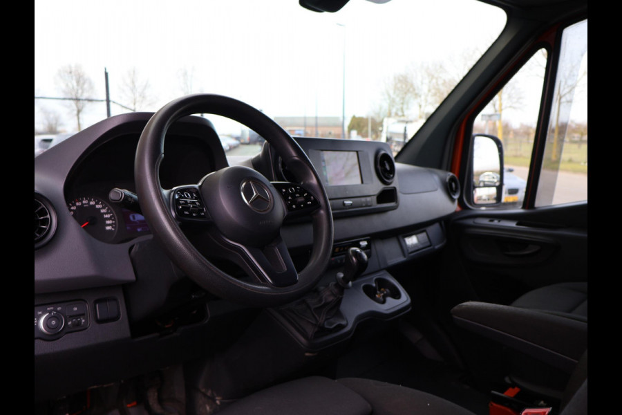 Mercedes-Benz Sprinter 316 2.2 CDI 163 PK L2H2 + 3500 KG TREKHAAK | APPLE CARPLAY | STANDKACHEL | CAMERA