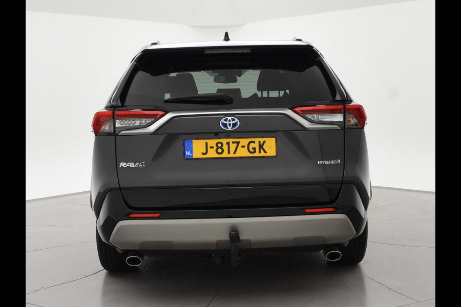 Toyota RAV4 2.5 HYBRID AWD BI-TONE + TREKHAAK | CARPLAY | CAMERA | STUUR/STOELVERWARMING