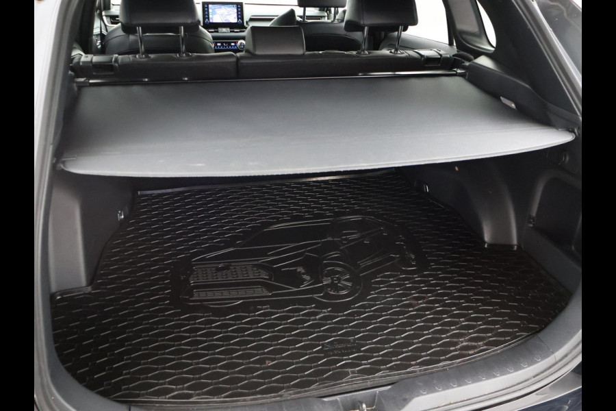 Toyota RAV4 2.5 HYBRID AWD BI-TONE + TREKHAAK | CARPLAY | CAMERA | STUUR/STOELVERWARMING