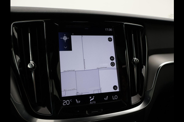 Volvo V60 2.0 T4 190 PK R-DESIGN + PANORAMADAK | WEGKL. TREKHAAK | STUURVERW. | ADAPTIVE CRUISE CONTROL