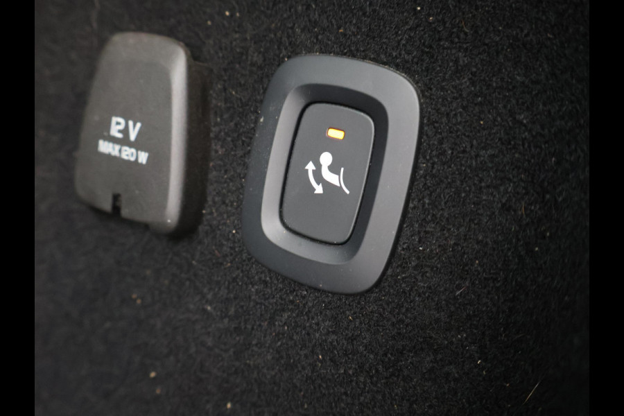 Volvo V60 2.0 T4 190 PK R-DESIGN + PANORAMADAK | WEGKL. TREKHAAK | STUURVERW. | ADAPTIVE CRUISE CONTROL