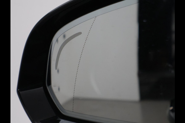 Volvo V60 2.0 T4 190 PK R-DESIGN + PANORAMADAK | WEGKL. TREKHAAK | STUURVERW. | ADAPTIVE CRUISE CONTROL