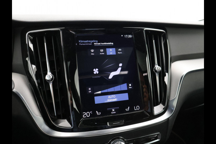 Volvo V60 2.0 T4 190 PK R-DESIGN + PANORAMADAK | WEGKL. TREKHAAK | STUURVERW. | ADAPTIVE CRUISE CONTROL