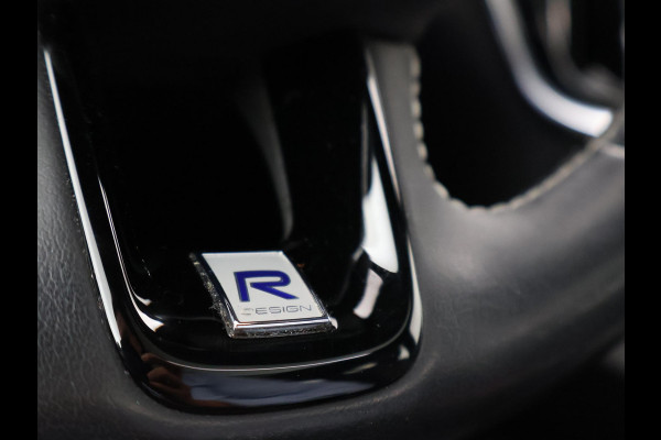 Volvo V60 2.0 T4 190 PK R-DESIGN + PANORAMADAK | WEGKL. TREKHAAK | STUURVERW. | ADAPTIVE CRUISE CONTROL