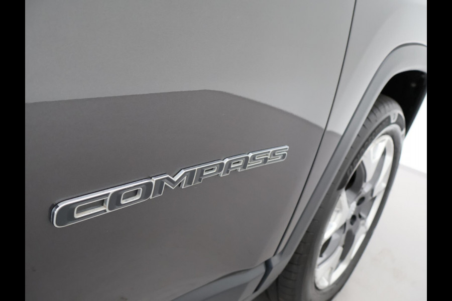 Jeep Compass 1.4 MULTIAIR 170 PK AUT. 4X4 LIMITED + BEATS AUDIO | APPLE CARPLAY | STUURVERWARMING