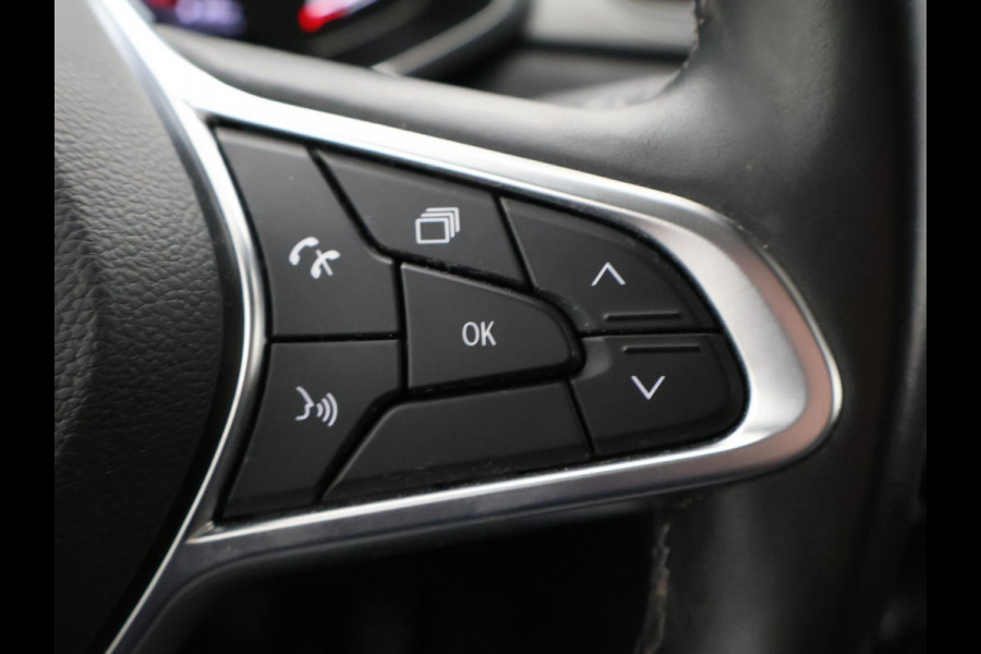 Renault Captur 1.0 TCe 100 PK INTENS + APPLE CARPLAY / SFEERVERLICHTING / TREKHAAK