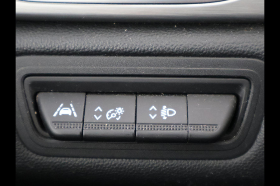 Renault Captur 1.0 TCe 100 PK INTENS + APPLE CARPLAY / SFEERVERLICHTING / TREKHAAK