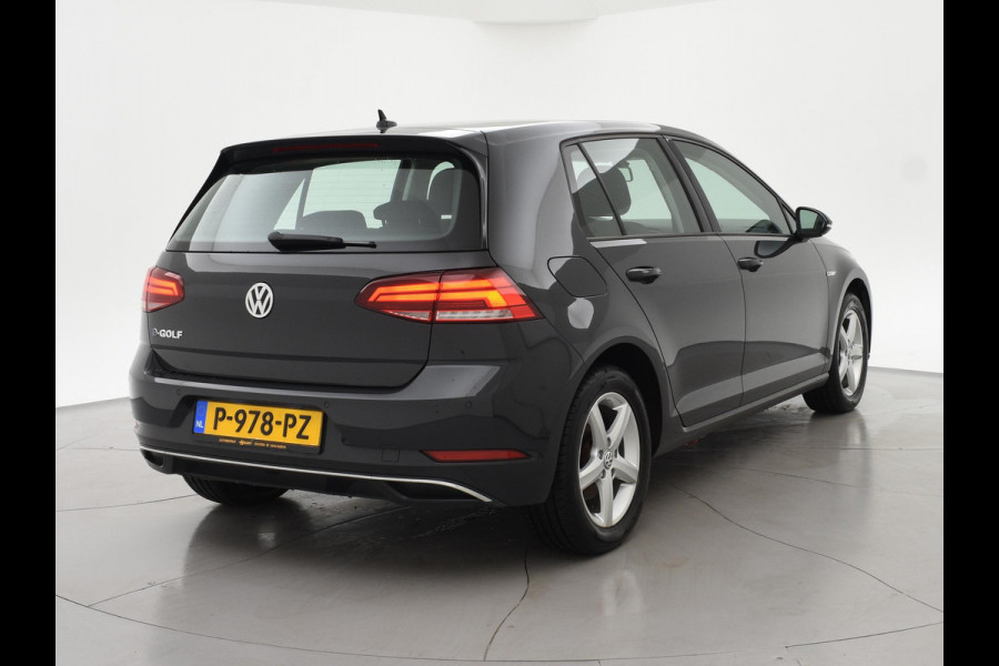 Volkswagen e-Golf Aut. + APPLE CARPLAY | FULL LED | CAMERA | SFEERVERLICHTING | NAVIGATIE