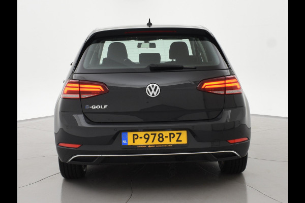 Volkswagen e-Golf Aut. + APPLE CARPLAY | FULL LED | CAMERA | SFEERVERLICHTING | NAVIGATIE