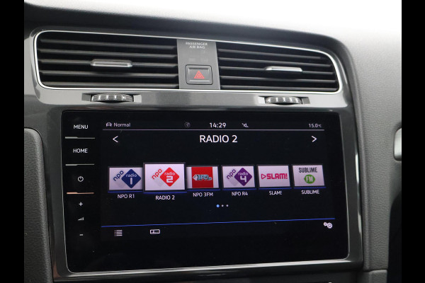 Volkswagen e-Golf Aut. + APPLE CARPLAY | FULL LED | CAMERA | SFEERVERLICHTING | NAVIGATIE