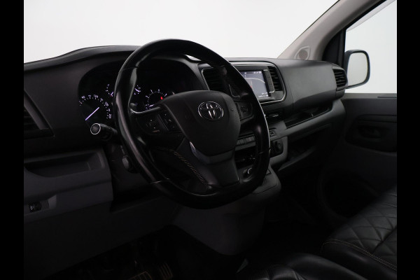 Toyota ProAce Worker 2.0 D-4D 180 PK AUT. BLACK PLATINUM + LEDER STOELVERW. | CAMERA | TREKHAAK| NAVIGATIE | TREEPLANKEN