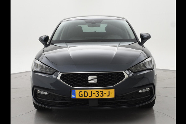 Seat Leon 1.0 TSI STYLE INTENSE + WEGKL. TREKHAAK | VIRTUAL COCKPIT | CAMERA | STOELVERW. | NAVIGATIE | CARPLAY