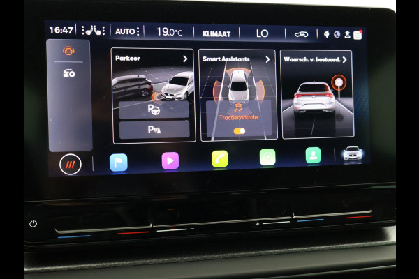 Seat Leon 1.0 TSI STYLE INTENSE + WEGKL. TREKHAAK | VIRTUAL COCKPIT | CAMERA | STOELVERW. | NAVIGATIE | CARPLAY