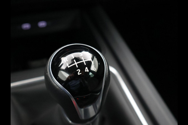 Seat Leon 1.0 TSI STYLE INTENSE + WEGKL. TREKHAAK | VIRTUAL COCKPIT | CAMERA | STOELVERW. | NAVIGATIE | CARPLAY