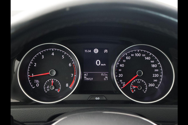 Volkswagen Golf 1.5 TSI 130 PK IQ.DRIVE + LED | TREKHAAK | CAMERA | APPLE CARPLAY | DAB