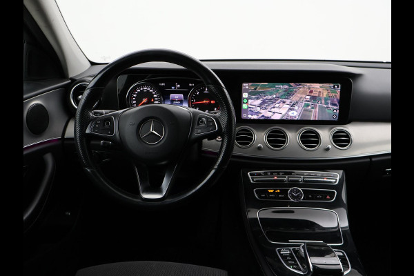 Mercedes-Benz E-Klasse Estate 220d 194 PK AUT9 AVANTGARDE + TREKHAAK Mercedes-Benz E-klasse Estate 220d 194 PK AUT9 + TRKEHAAK / SFEERVERLICHTING / SFEERVERLICHTING / APPLE CARPLAY / LED