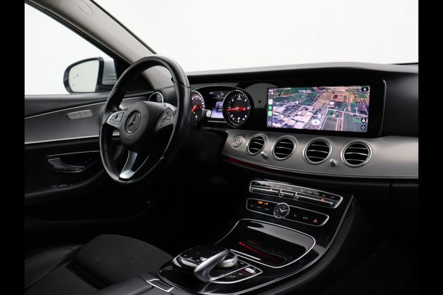 Mercedes-Benz E-Klasse Estate 220d 194 PK AUT9 AVANTGARDE + TREKHAAK Mercedes-Benz E-klasse Estate 220d 194 PK AUT9 + TRKEHAAK / SFEERVERLICHTING / SFEERVERLICHTING / APPLE CARPLAY / LED