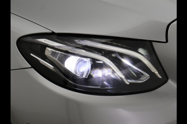 Mercedes-Benz E-Klasse Estate 220d 194 PK AUT9 AVANTGARDE + TREKHAAK Mercedes-Benz E-klasse Estate 220d 194 PK AUT9 + TRKEHAAK / SFEERVERLICHTING / SFEERVERLICHTING / APPLE CARPLAY / LED