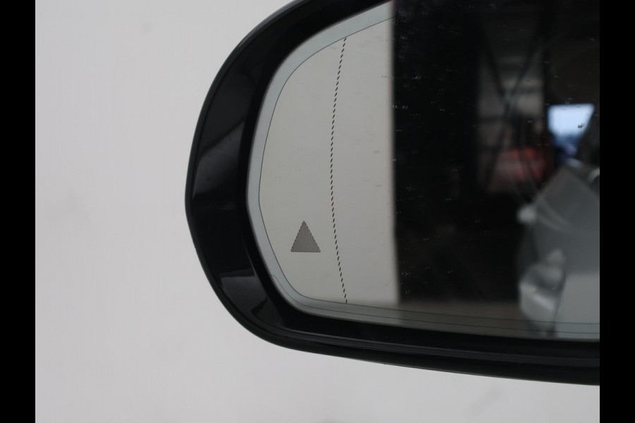 Mercedes-Benz E-Klasse Estate 220d 194 PK AUT9 AVANTGARDE + TREKHAAK Mercedes-Benz E-klasse Estate 220d 194 PK AUT9 + TRKEHAAK / SFEERVERLICHTING / SFEERVERLICHTING / APPLE CARPLAY / LED