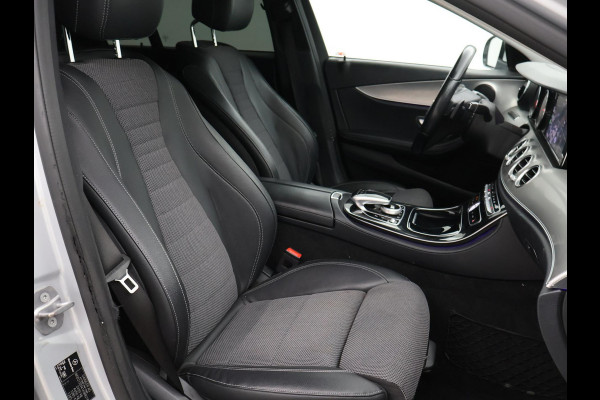 Mercedes-Benz E-Klasse Estate 220d 194 PK AUT9 AVANTGARDE + TREKHAAK Mercedes-Benz E-klasse Estate 220d 194 PK AUT9 + TRKEHAAK / SFEERVERLICHTING / SFEERVERLICHTING / APPLE CARPLAY / LED