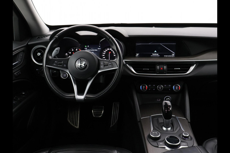 Alfa Romeo Stelvio 2.0T 280 PK AWD FIRST EDITION + 20 INCH | TREKHAAK | LEDER | STUURVERW. | STOELVERW. | CAMERA