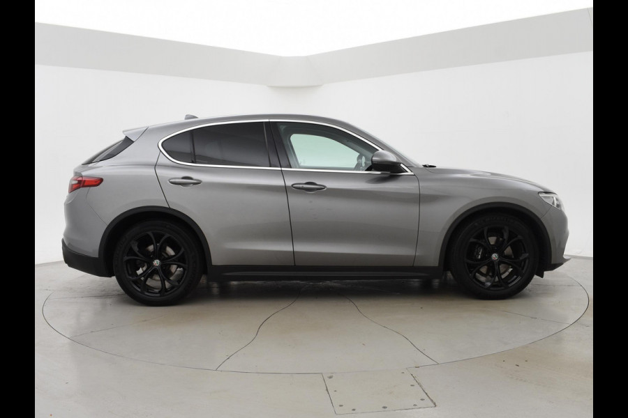 Alfa Romeo Stelvio 2.0T 280 PK AWD FIRST EDITION + 20 INCH | TREKHAAK | LEDER | STUURVERW. | STOELVERW. | CAMERA