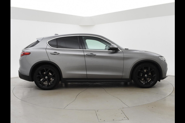 Alfa Romeo Stelvio 2.0T 280 PK AWD FIRST EDITION + 20 INCH | TREKHAAK | LEDER | STUURVERW. | STOELVERW. | CAMERA
