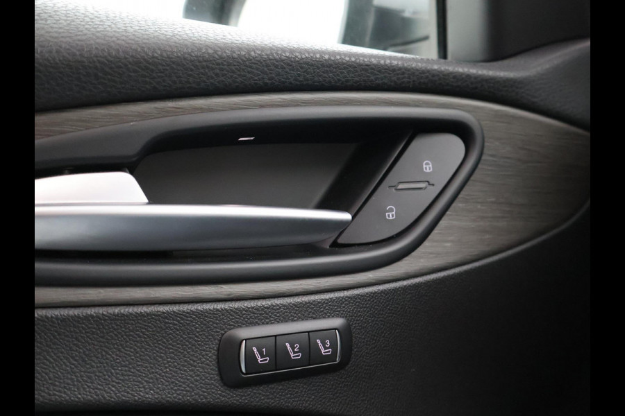 Alfa Romeo Stelvio 2.0T 280 PK AWD FIRST EDITION + 20 INCH | TREKHAAK | LEDER | STUURVERW. | STOELVERW. | CAMERA