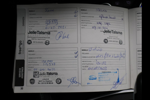 Alfa Romeo Stelvio 2.0T 280 PK AWD FIRST EDITION + 20 INCH | TREKHAAK | LEDER | STUURVERW. | STOELVERW. | CAMERA