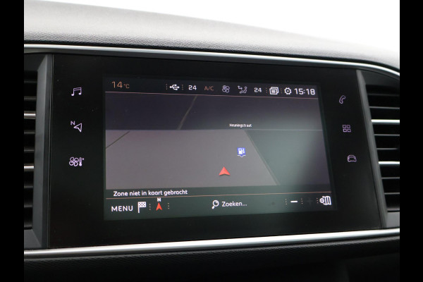 Peugeot 308 SW 1.5 BLUEHDI 130 PK PREMIUM *BTW* + TREKHAAK | PANORAMA | CAMERA | APPEL CARPLAY