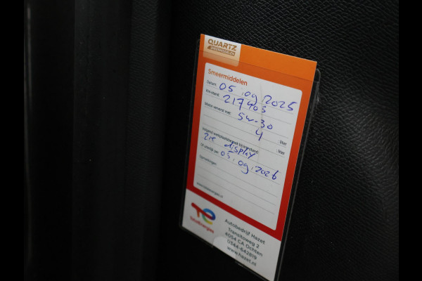 Peugeot 308 SW 1.5 BLUEHDI 130 PK PREMIUM *BTW* + TREKHAAK | PANORAMA | CAMERA | APPEL CARPLAY