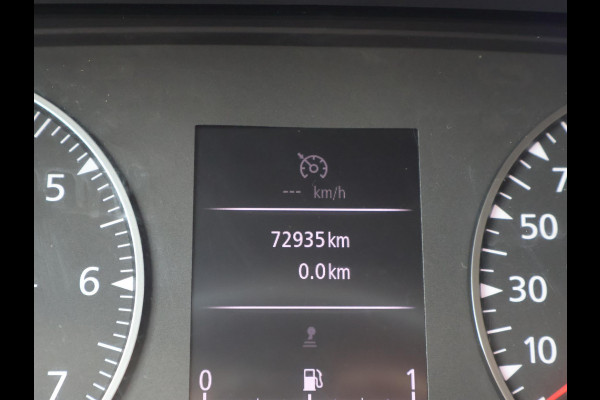 Renault Master T35 2.3 DCI 135 L2H2 COMFORT + APPLE CARPLAY | NAVIGATIE | CRUISE | DAB+