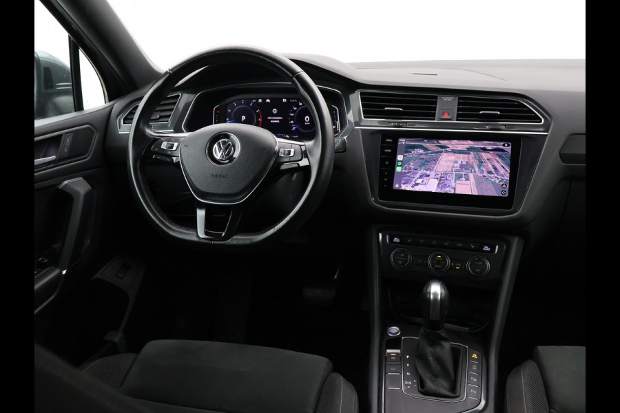 Volkswagen Tiguan Allspace 1.5 TSI R-LINE + PANORAMA | FIETSENDRAGER | TREKHAAK | MASSAGE | VIRTUAL COCKPIT | DAKDRAGERS