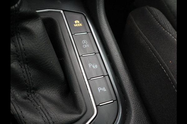Volkswagen Tiguan Allspace 1.5 TSI R-LINE + PANORAMA | FIETSENDRAGER | TREKHAAK | MASSAGE | VIRTUAL COCKPIT | DAKDRAGERS