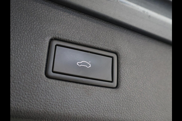 Volkswagen Tiguan Allspace 1.5 TSI R-LINE + PANORAMA | FIETSENDRAGER | TREKHAAK | MASSAGE | VIRTUAL COCKPIT | DAKDRAGERS