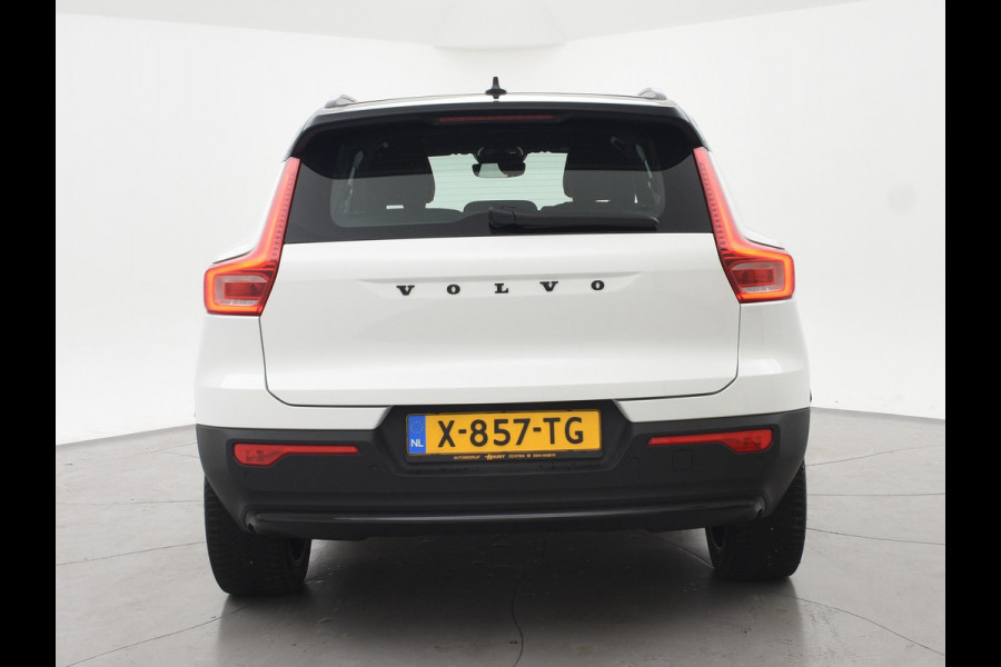 Volvo XC40 238 PK SINGLE MOTOR PLUS 69 kWh + ELEK. TREKHAAK | ACC | 19 INCH | CAMERA