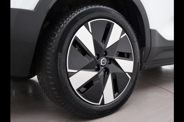 Volvo XC40 238 PK SINGLE MOTOR PLUS 69 kWh + ELEK. TREKHAAK | ACC | 19 INCH | CAMERA
