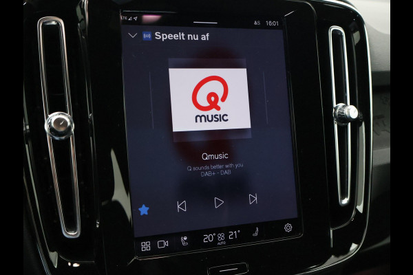 Volvo XC40 238 PK SINGLE MOTOR PLUS 69 kWh + ELEK. TREKHAAK | ACC | 19 INCH | CAMERA