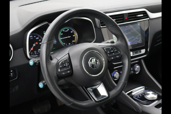 MG Mg Zs EV 45 kWh LUXURY + PANORAMA / LEDER / ADAPTIVE CRUISE / LED / CAMERA