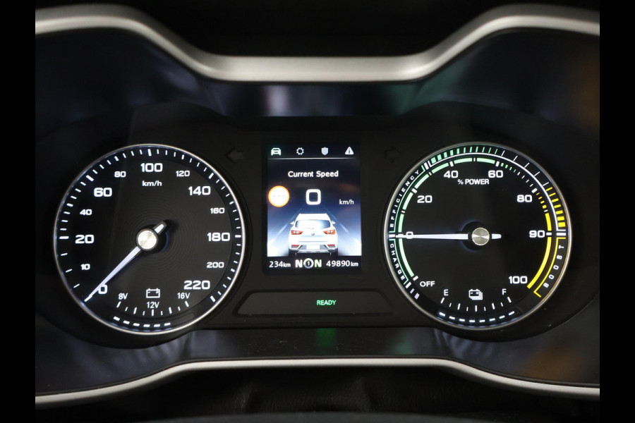 MG Mg Zs EV 45 kWh LUXURY + PANORAMA / LEDER / ADAPTIVE CRUISE / LED / CAMERA