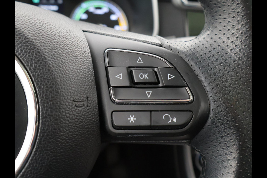 MG Mg Zs EV 45 kWh LUXURY + PANORAMA / LEDER / ADAPTIVE CRUISE / LED / CAMERA