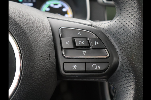 MG Mg Zs EV 45 kWh LUXURY + PANORAMA / LEDER / ADAPTIVE CRUISE / LED / CAMERA