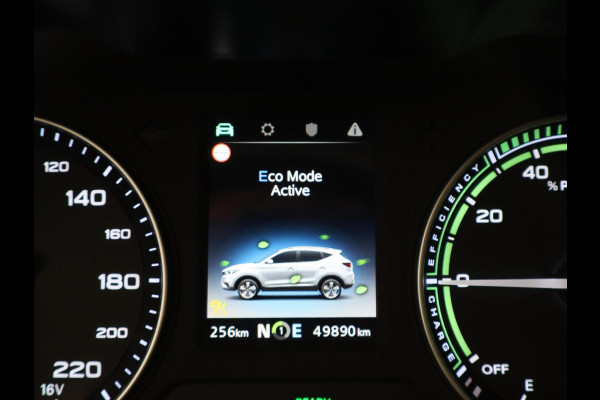 MG Mg Zs EV 45 kWh LUXURY + PANORAMA / LEDER / ADAPTIVE CRUISE / LED / CAMERA