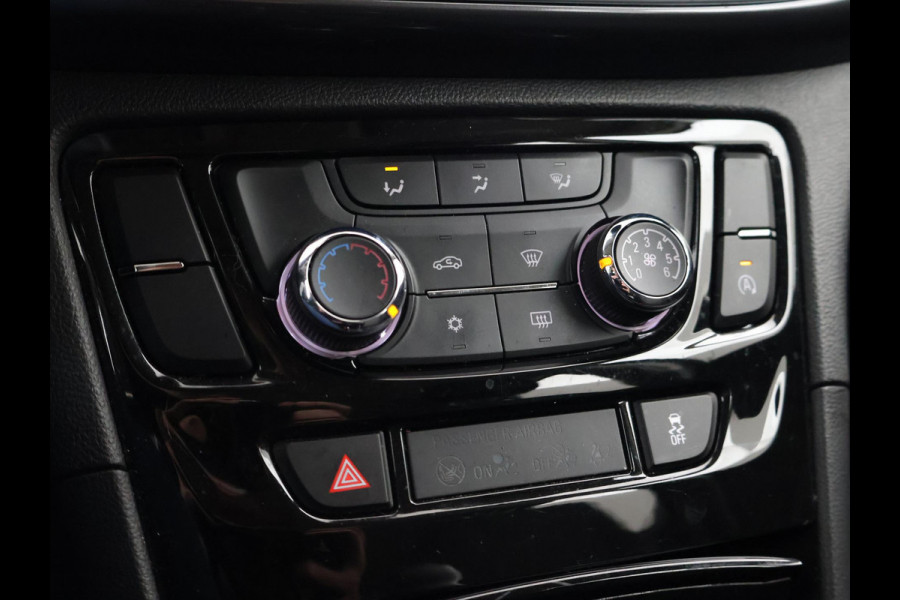 Opel Mokka X 1.6 SELECTION SILKY BEIGE + CRUISE CONTROL