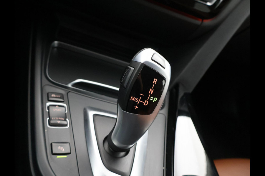 BMW 4 Serie GRAN COUPE 418i EXECUTIVE | LEDER | NAVI | STOELVERWARMING | LED | 18 INCH LMV