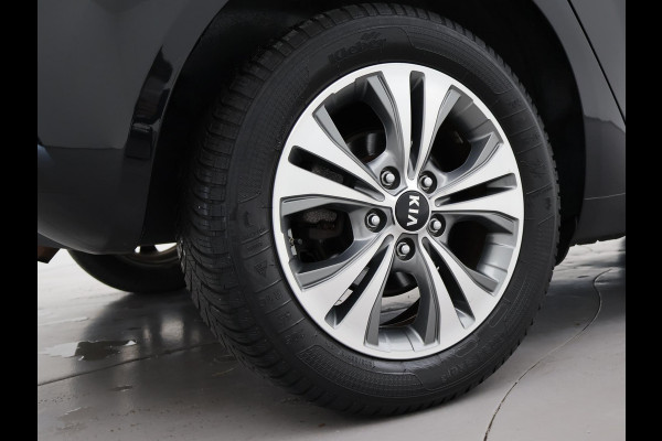 Kia Venga 1.6 CVVT AUTOMAAT + STUUR/STOELVERWARMING | PARKEERSENSOREN | LMV | CLIMATE CONTROL