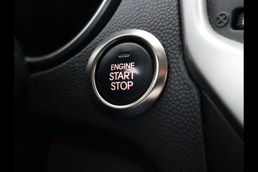 Kia Venga 1.6 CVVT AUTOMAAT + STUUR/STOELVERWARMING | PARKEERSENSOREN | LMV | CLIMATE CONTROL